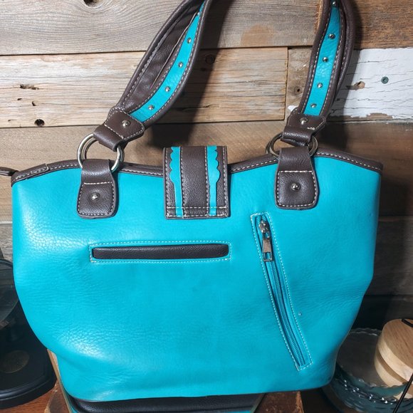 Conceal Carry Handbag-Western Style, Rinestone, Crystal, Embroidery Accents - Picture 12 of 13